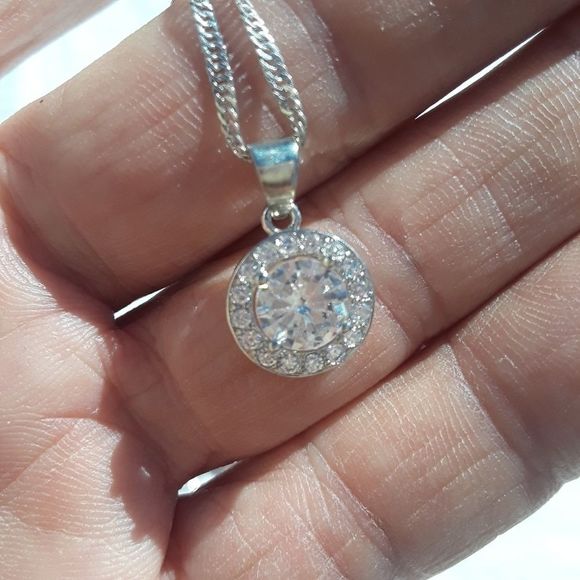 Dazzling set - Picture 4 of 5